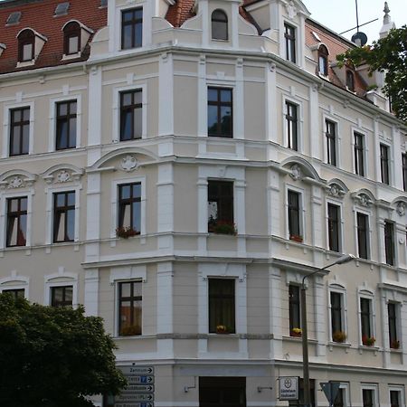 Gaestehaus Lisakowski Pension Am Brautwiesenpark Gorlitz Luaran gambar