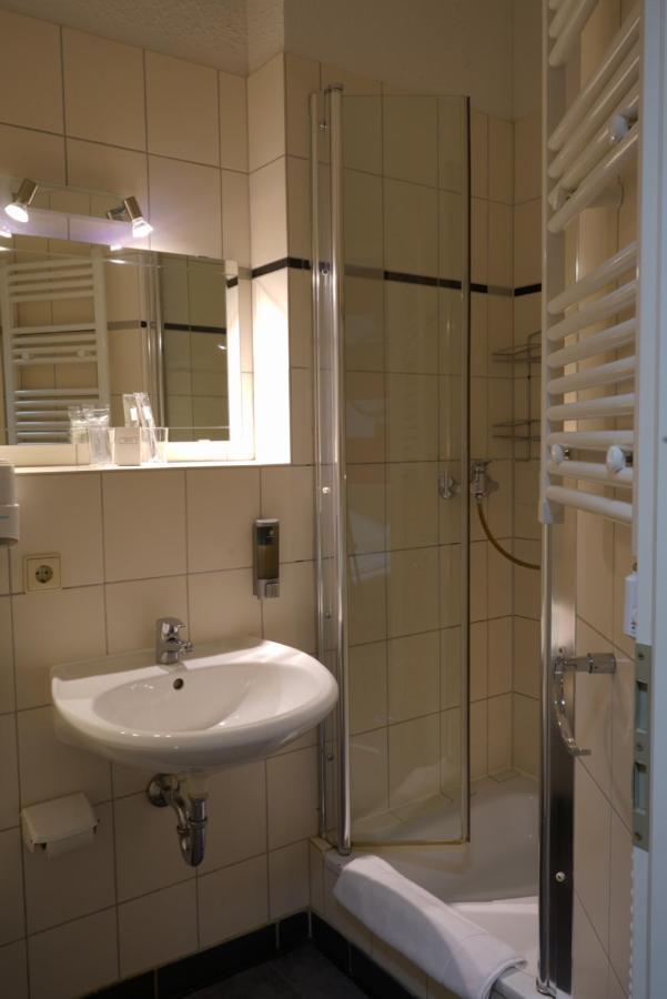Gaestehaus Lisakowski Pension Am Brautwiesenpark Gorlitz Luaran gambar